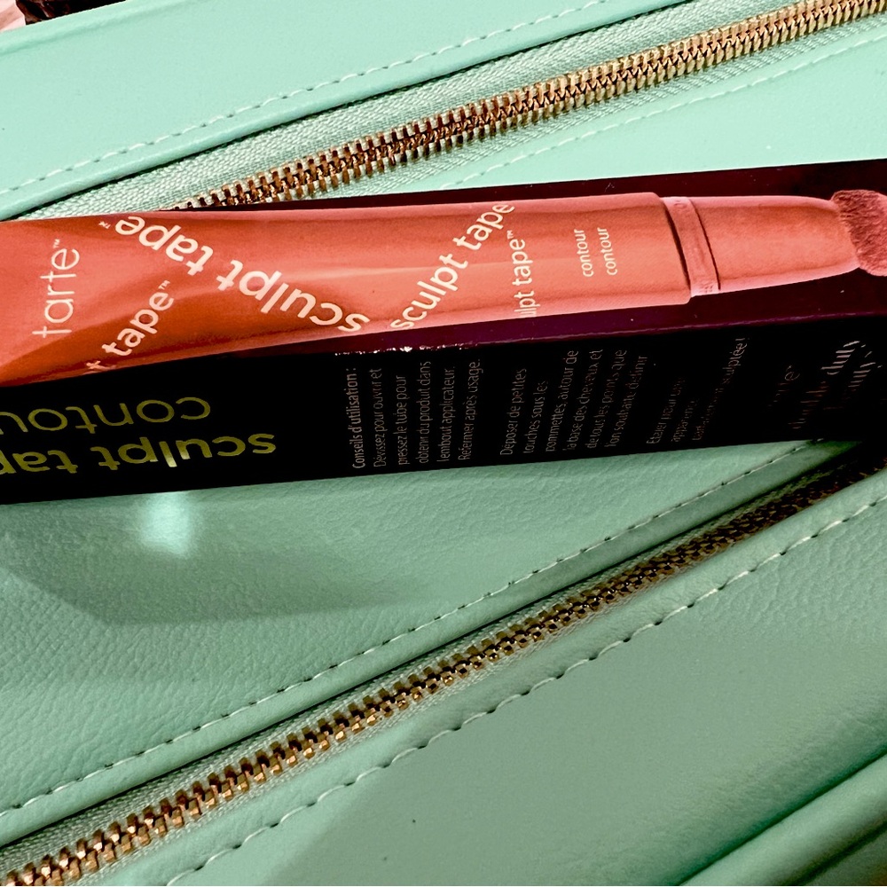 Tarte contour Brand New in box!